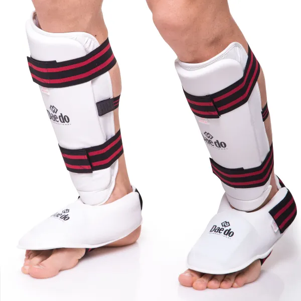 Shin and foot protection for karate DAEDO GO-5074 XS-XL white
